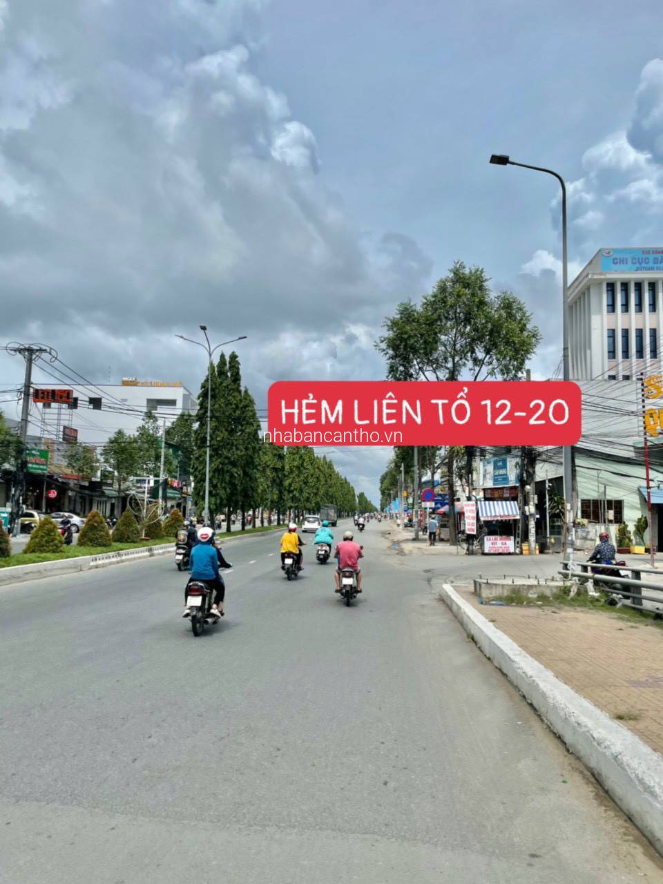 CẶP NỀN GIÁ RẺ HẺM LT 12-20
