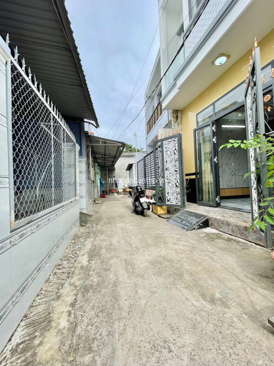 BÁN NHÀ MỚI ĐẸP HẺM 7 TRẦN VĨNH KIẾT - 2tỷ2 - LH 0931.0000.94 GẶP BÌNH