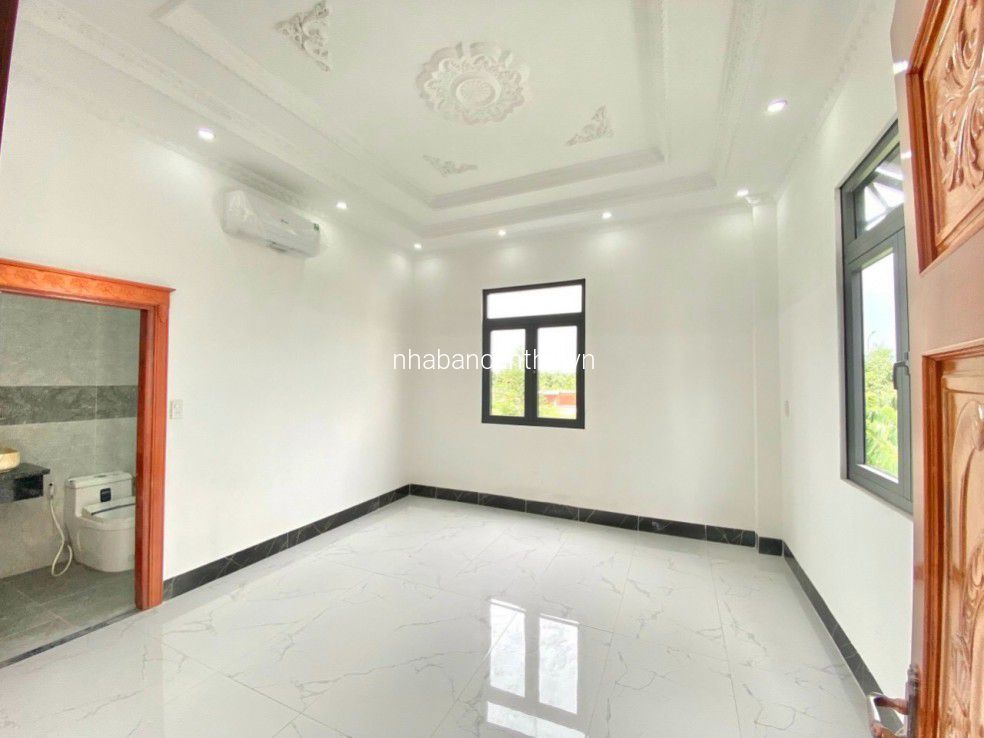 Bán nhà biệt thự 1 trệt 2 lầu phong cách châu âu đan xen hiện đại giá 7.7 tỷ 