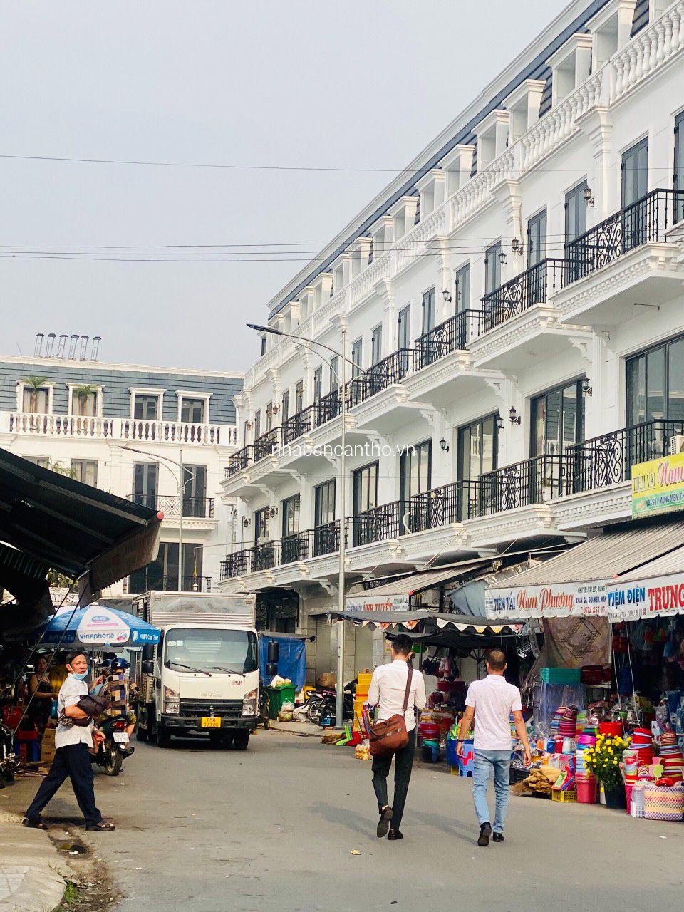 Nhà ở chợ thới lai giá hơn 2 tỷ xíu