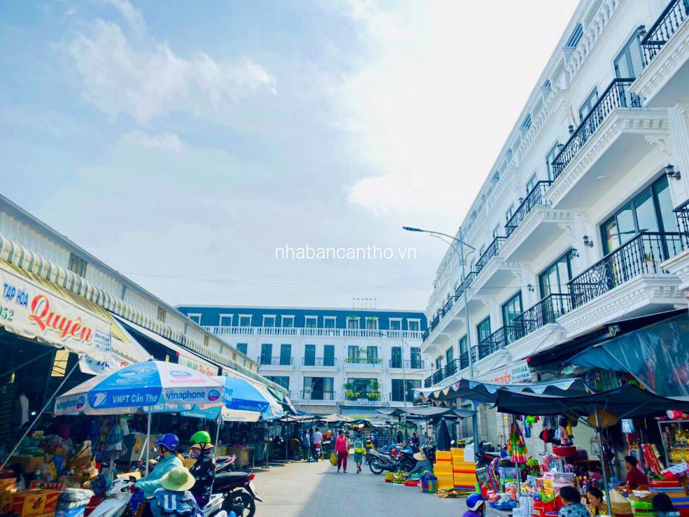 Nhà ở chợ thới lai giá hơn 2 tỷ xíu