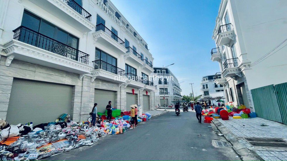 Bán nhà ở chợ thới lai nhận nhà ngay có hỗ trợ vay
