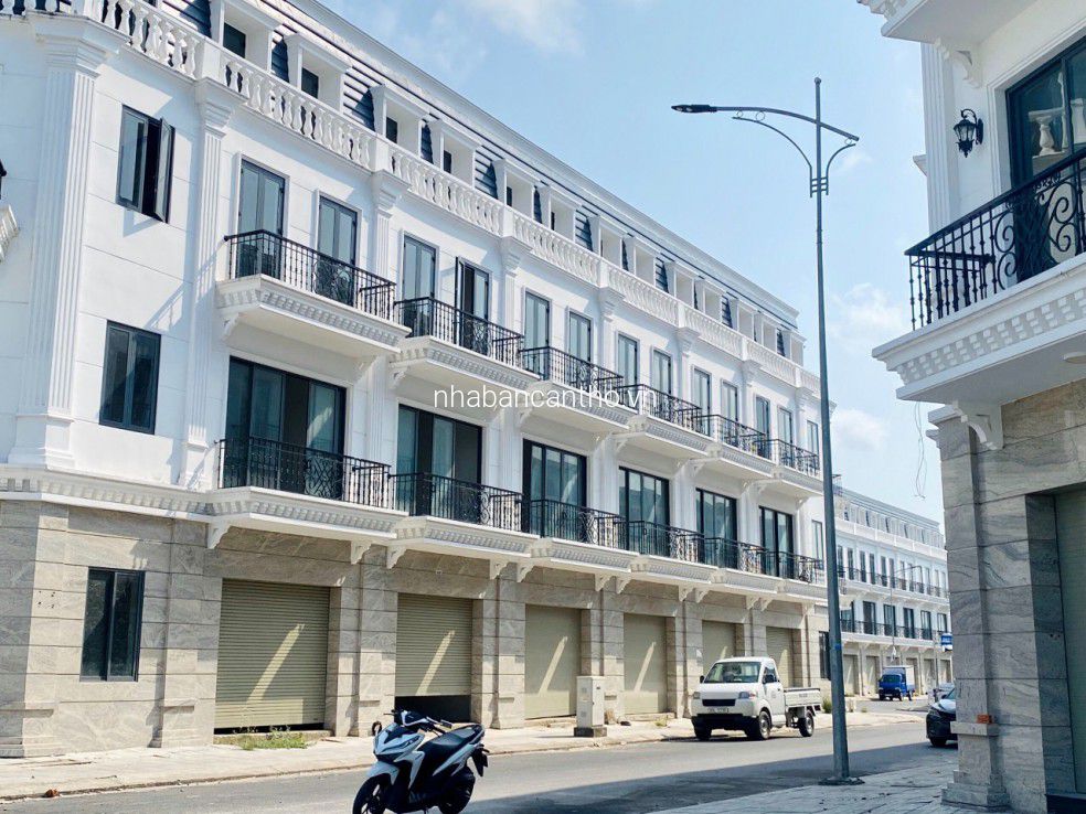Bán nhà mặt tiền ở chợ Thị Trấn Thới Lai Cần Thơ