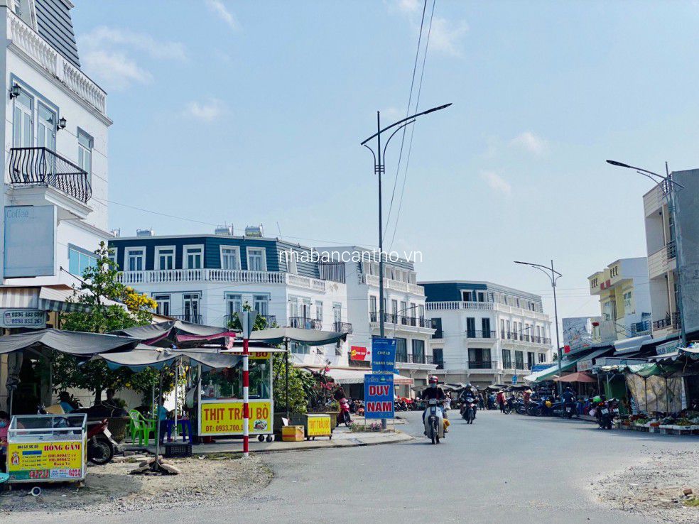 Bán nhà mặt tiền ở chợ Thị Trấn Thới Lai Cần Thơ