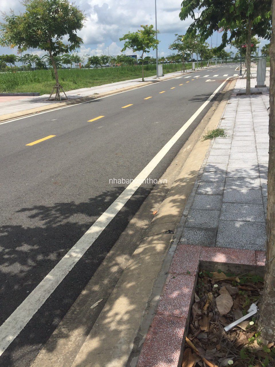 Cặp nền ngay Chợ Đêm Vị Thanh