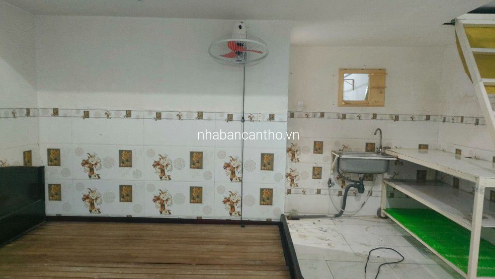 Nhà trọ Thầy Kiệt còn phòng có gác 