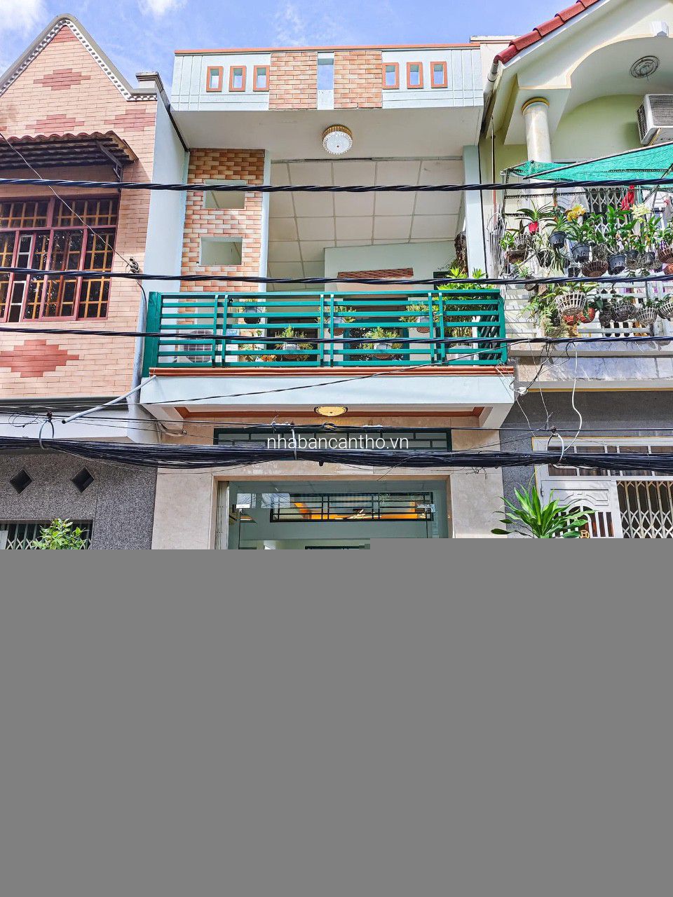 NHÀ MẶT TIỀN HẺM 188 ĐƯỜNG VÀO CÔNG AN GIAO THÔNG QUẬN NINH KIỀU