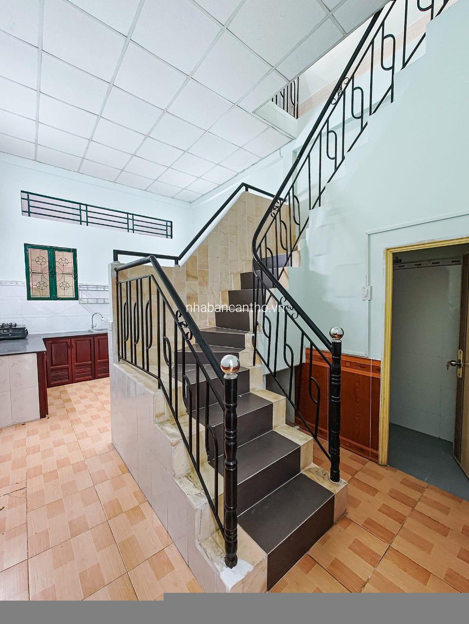 NHÀ MẶT TIỀN HẺM 188 ĐƯỜNG VÀO CÔNG AN GIAO THÔNG QUẬN NINH KIỀU